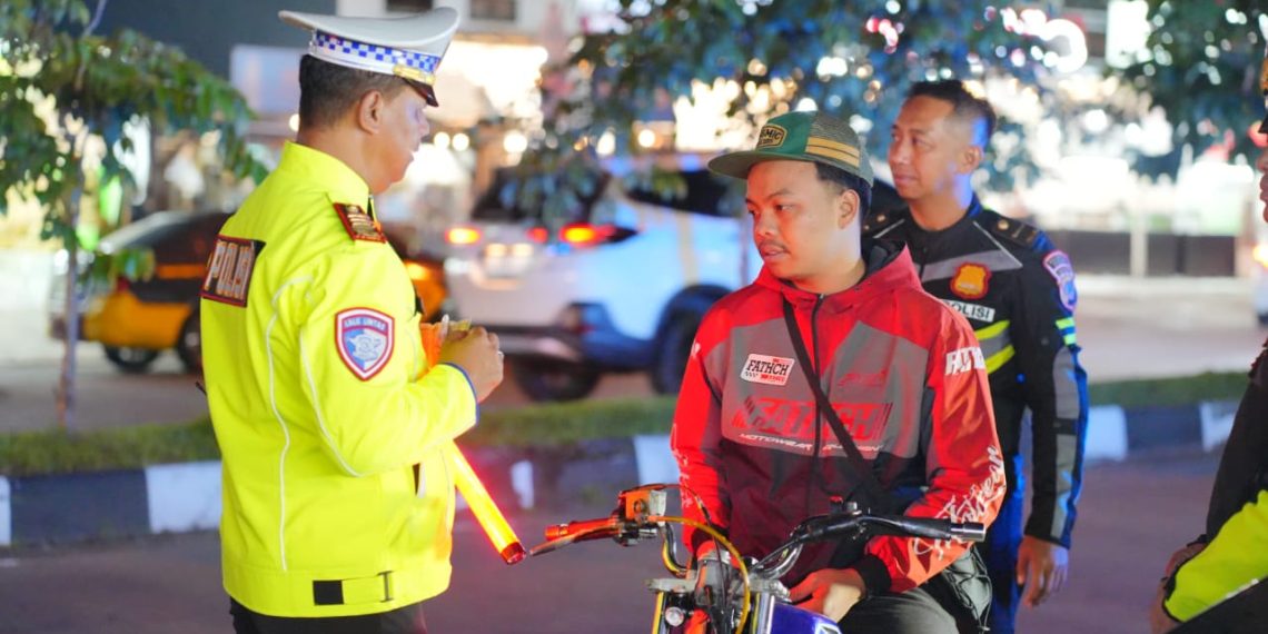 Polresta Bandung Gelar Patroli Skala Besar, Amankan Ribuan Botol Miras dan Puluhan Kendaraan