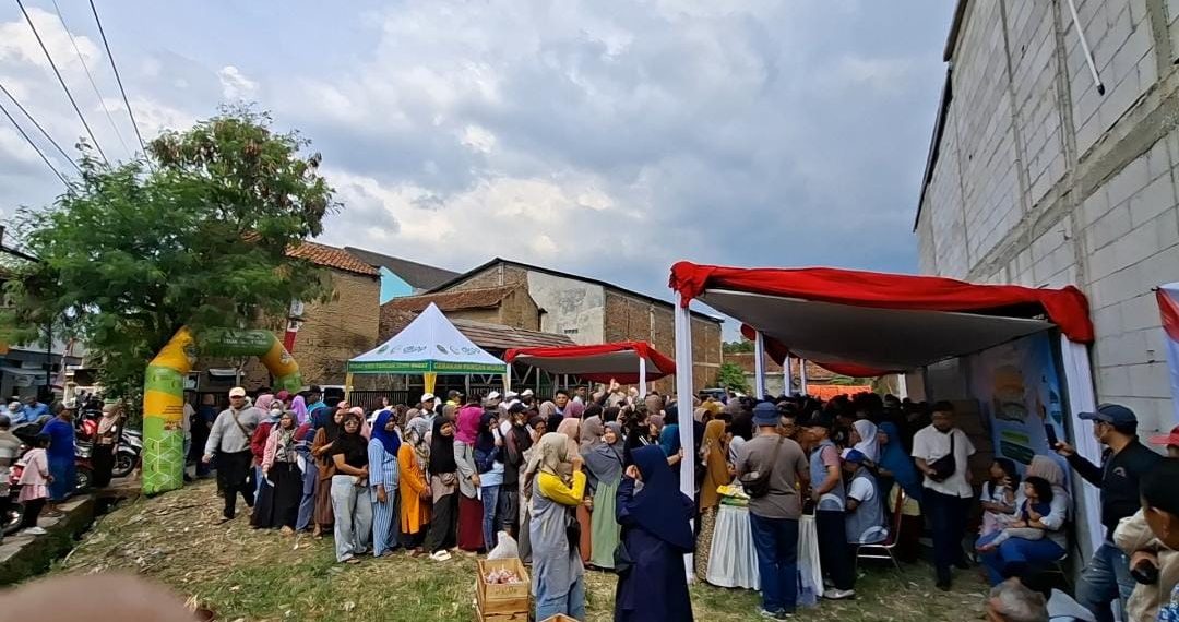 Ribuan Warga Serbu Gerakan Pasar Murah di Baleendah, 25.000 Liter Minyak Goreng dan 3 Ton Beras Ludes